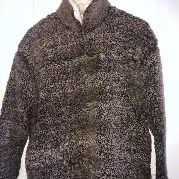 Women’s Sherpa Jacket - Picture 1 of 2